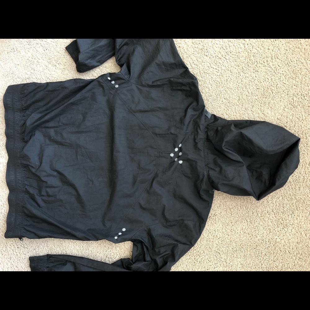 Puma Rain Jacket - Picture 3 of 3
